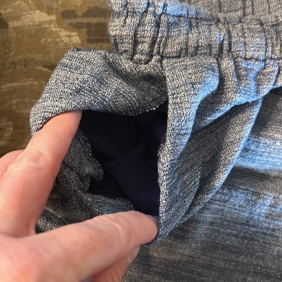 Umgee Ladies L Lightweight Linen-like shorts 🩳 - Picture 6 of 10